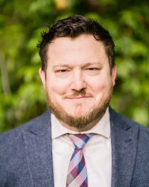 Philip Wiese Headshot